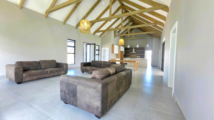 3 Bedroom Property for Sale in Kingswood Golf Estate Western Cape